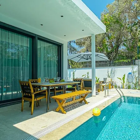 Juliet Yalikavak Private Pool